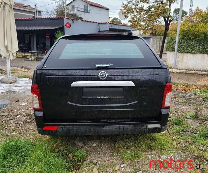 2013' SsangYong Korando photo #2