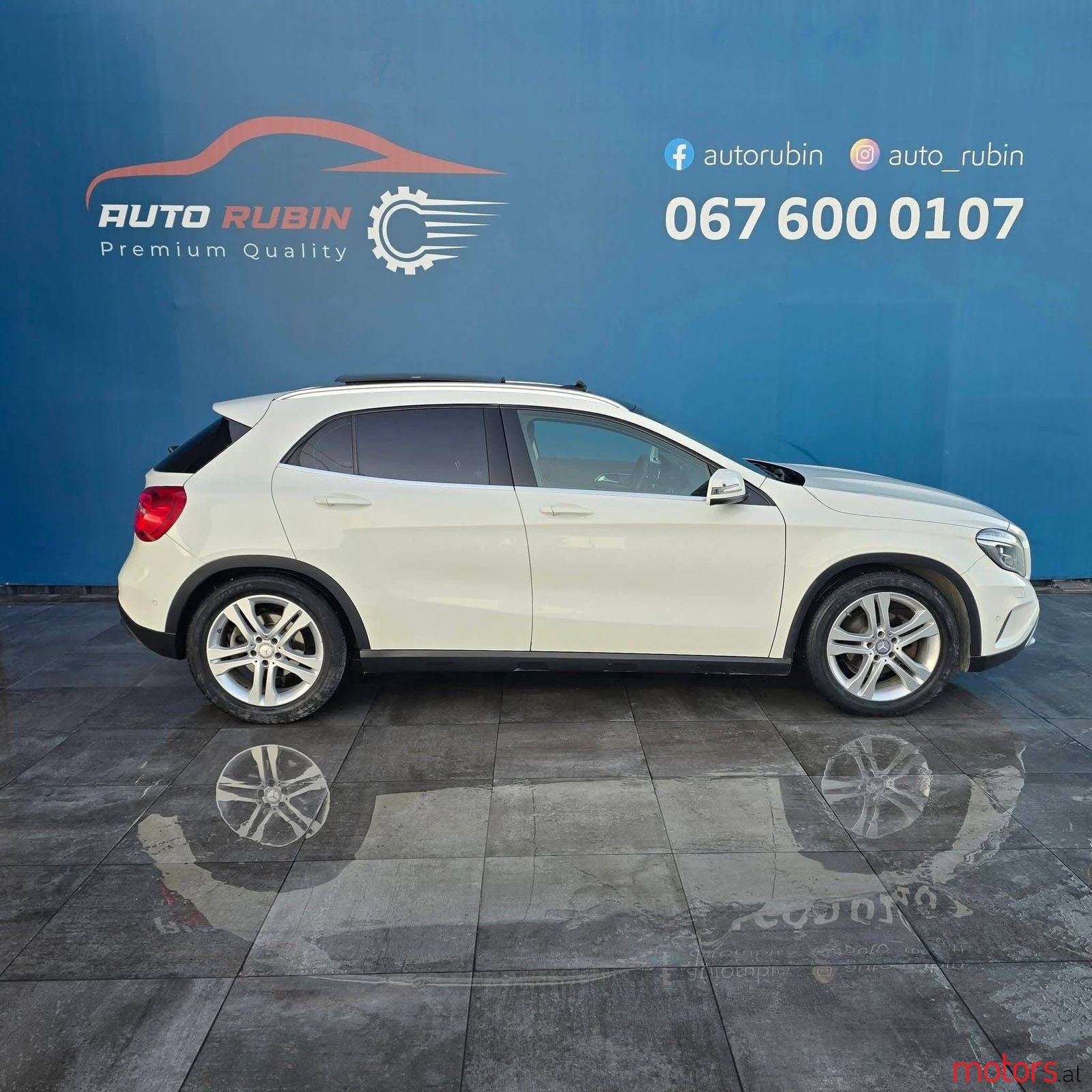 2015' Mercedes-Benz GLA 200 photo #6