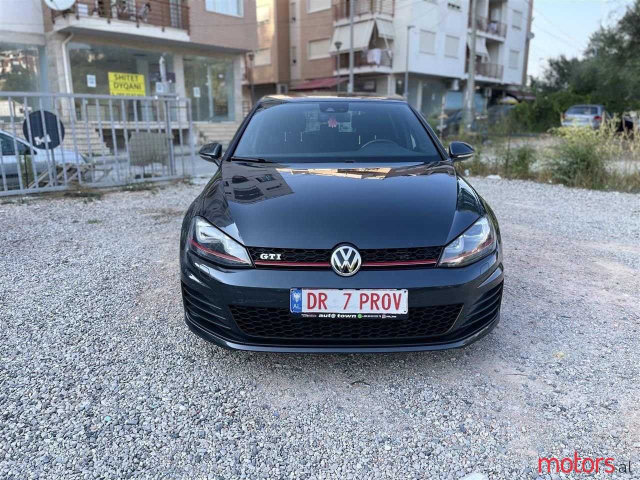 2014' Volkswagen Golf photo #3