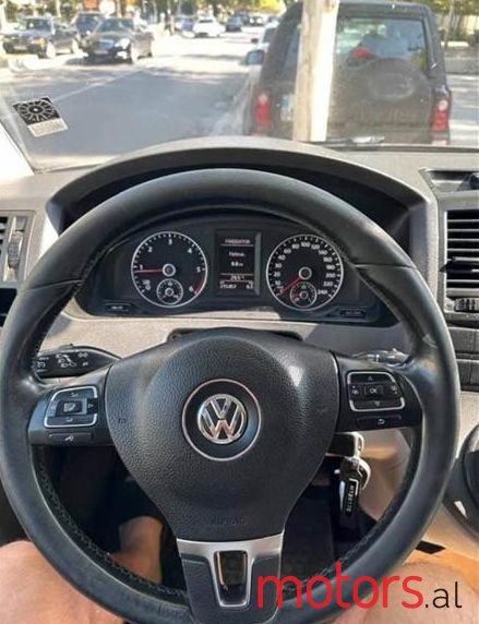 2015' Volkswagen T5 Transporter photo #2