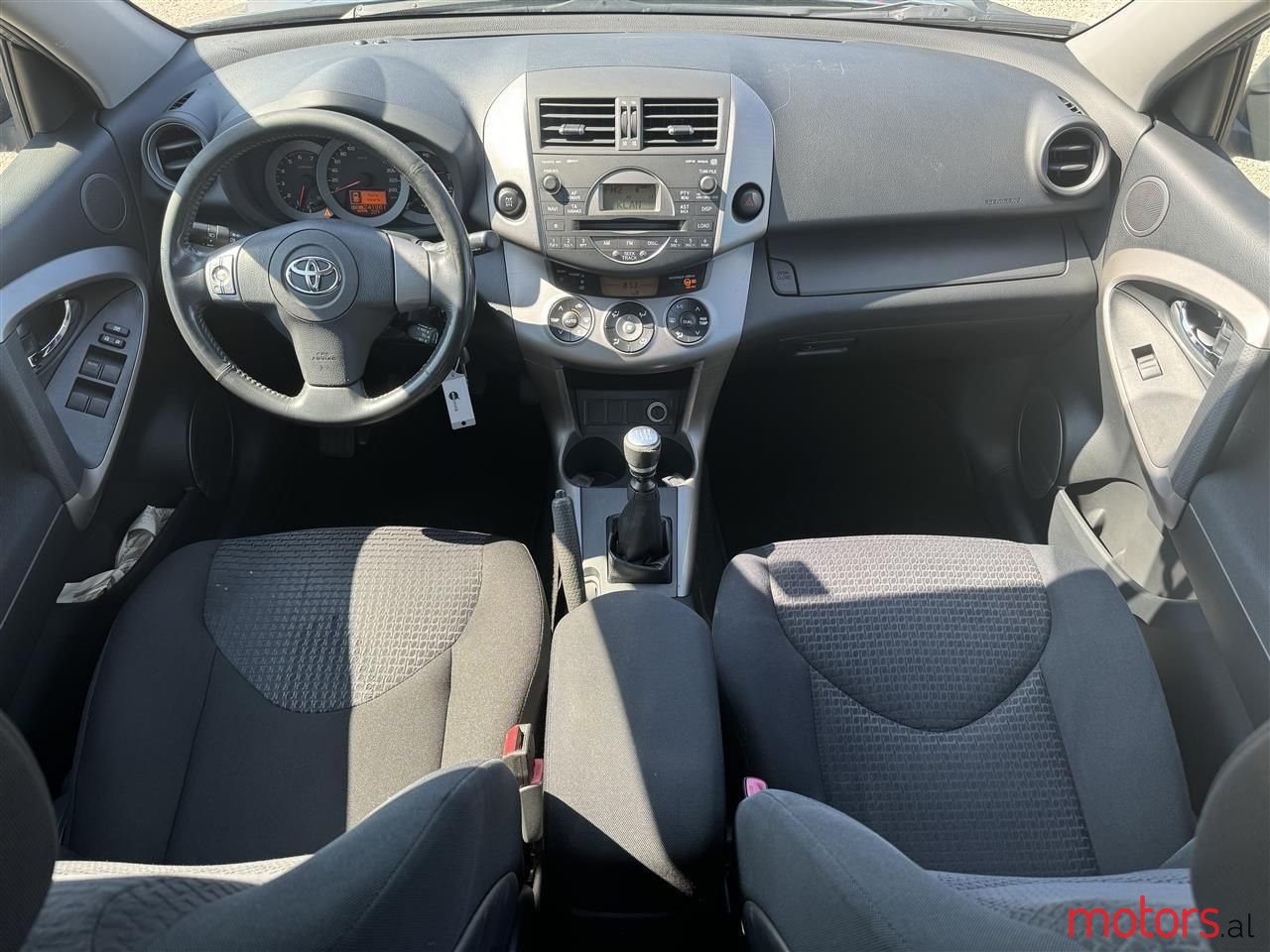 2008' Toyota RAV4 photo #2