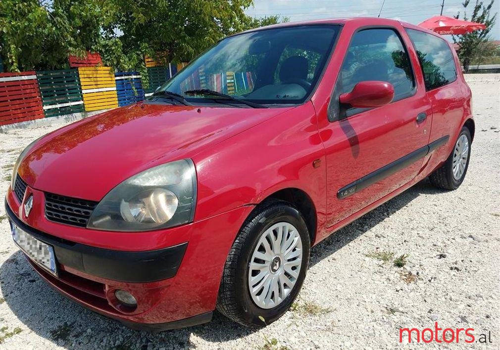 2002' Renault Clio photo #1