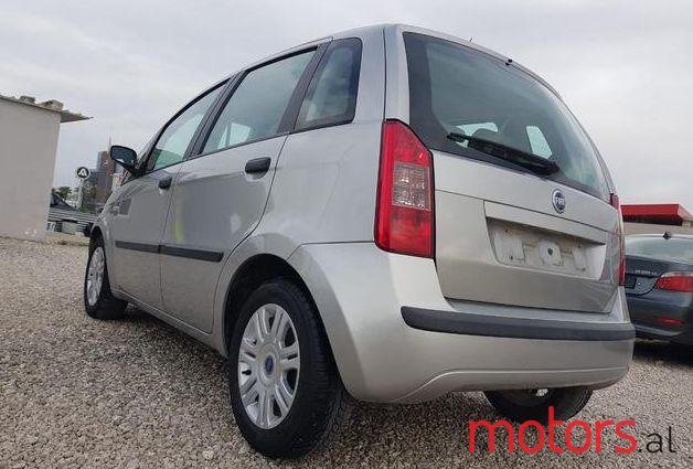 2004' Fiat Idea photo #4