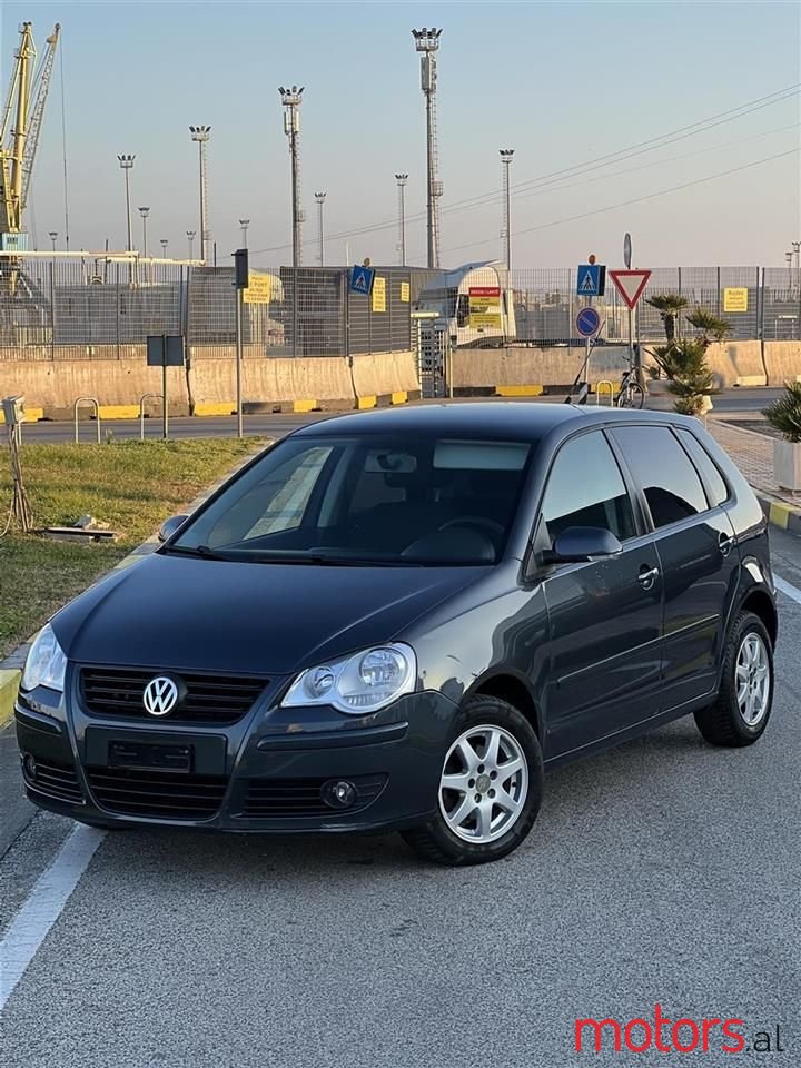 2006' Volkswagen Polo photo #1