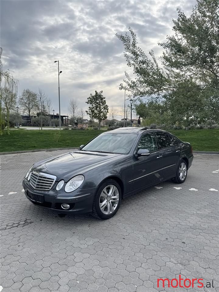 2008' Mercedes-Benz E 280 photo #4