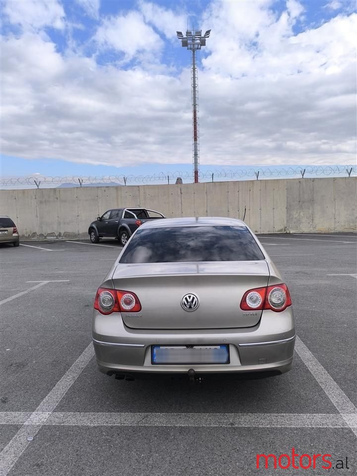 2006' Volkswagen Passat photo #1