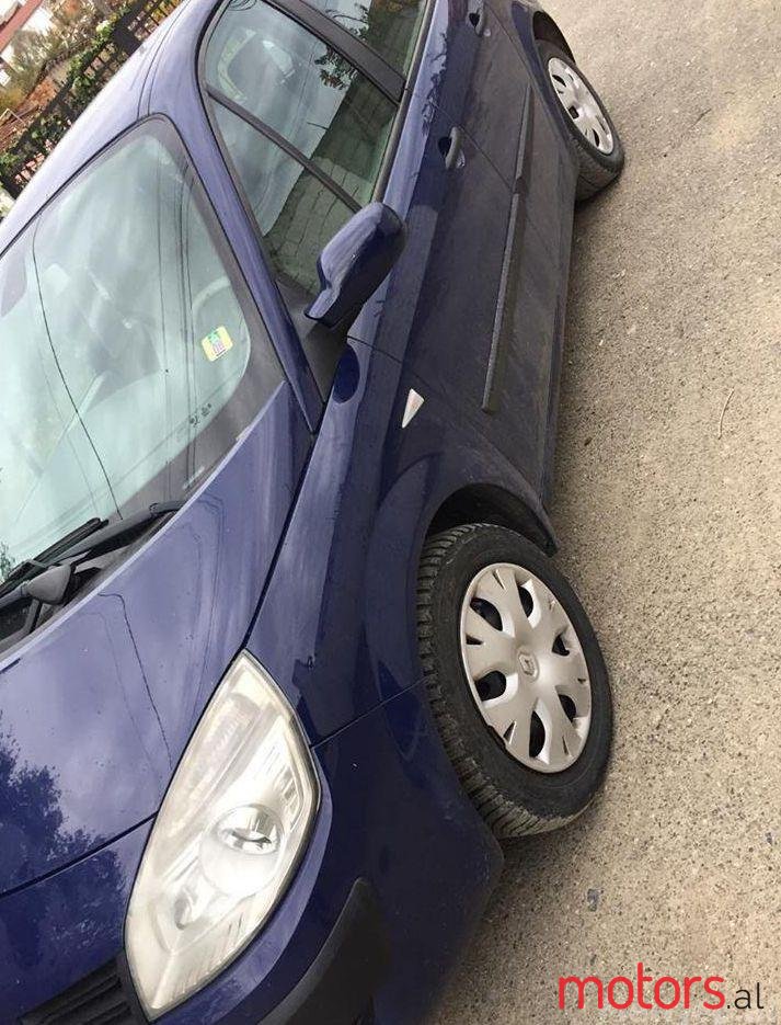 2007' Renault Megane photo #1