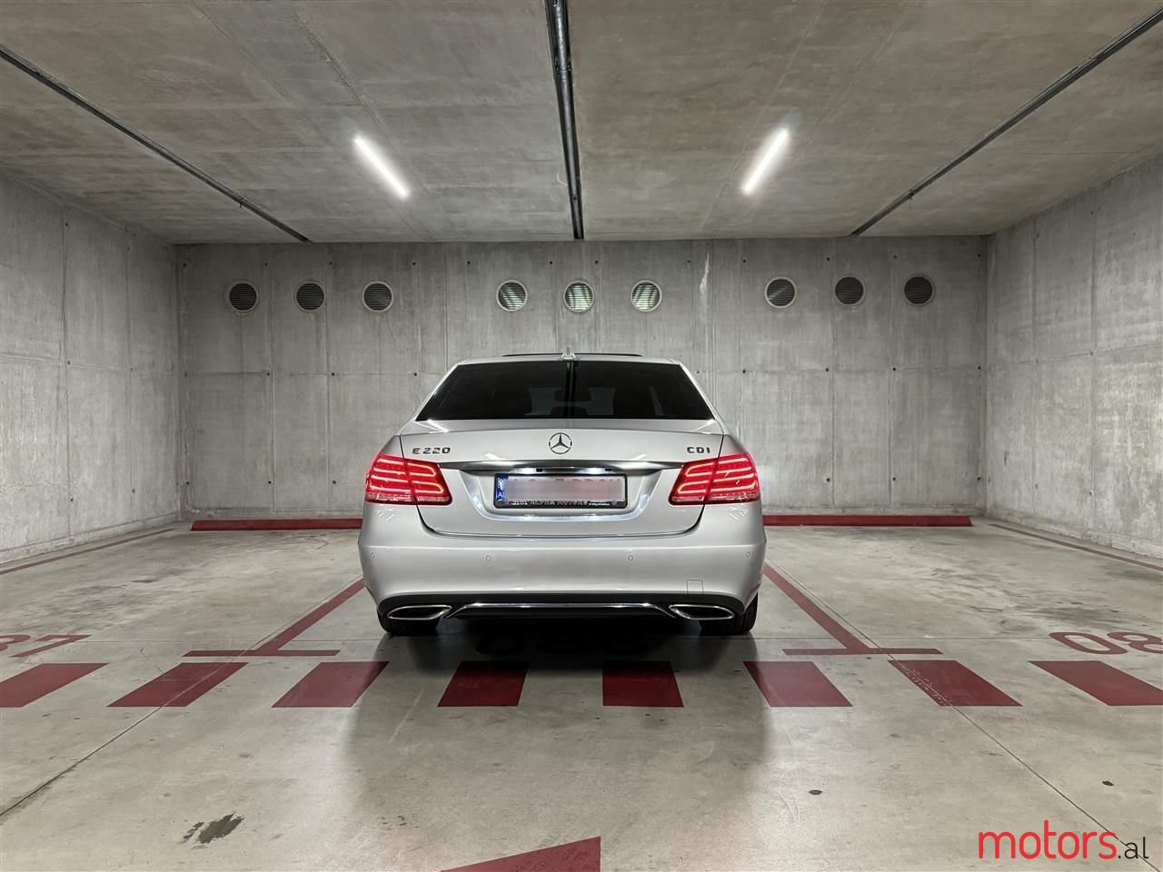 2014' Mercedes-Benz E 220 photo #5