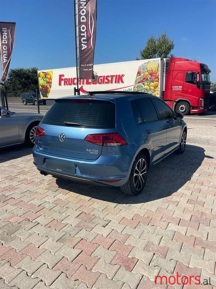 2014' Volkswagen Golf photo #2