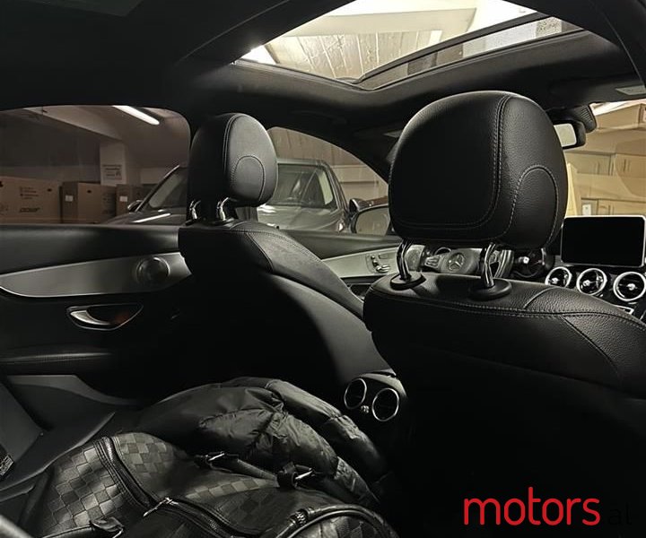 2015' Mercedes-Benz C 300 photo #6