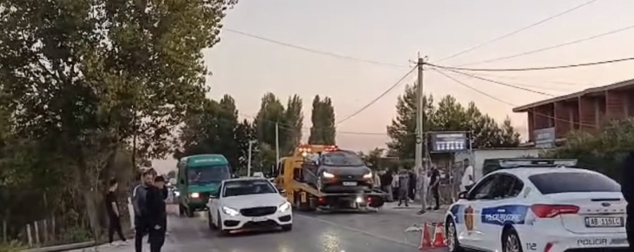 Aksident i dyfishtë në Tapizë-Fushë Krujë, 02.10.2026
