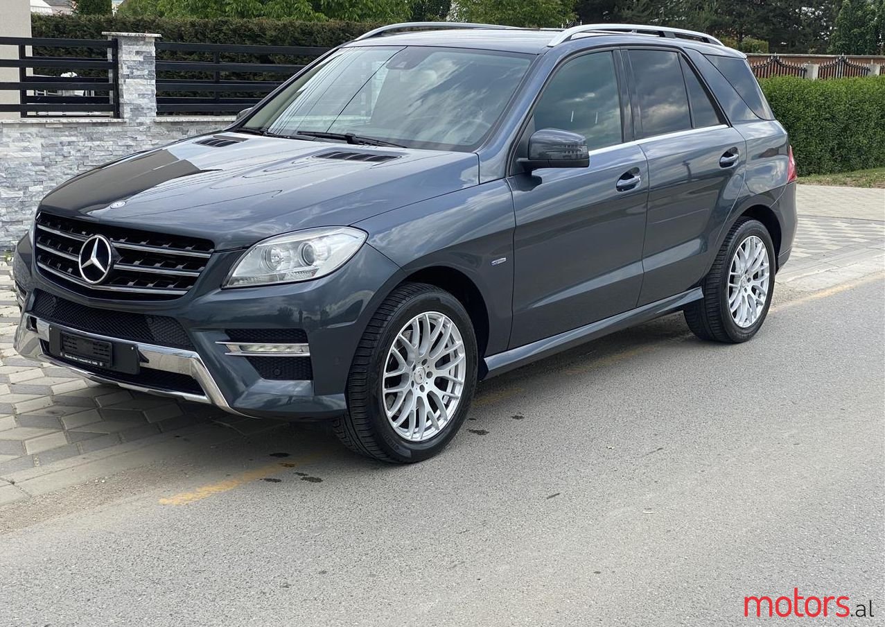 2013' Mercedes-Benz ML 250 photo #1