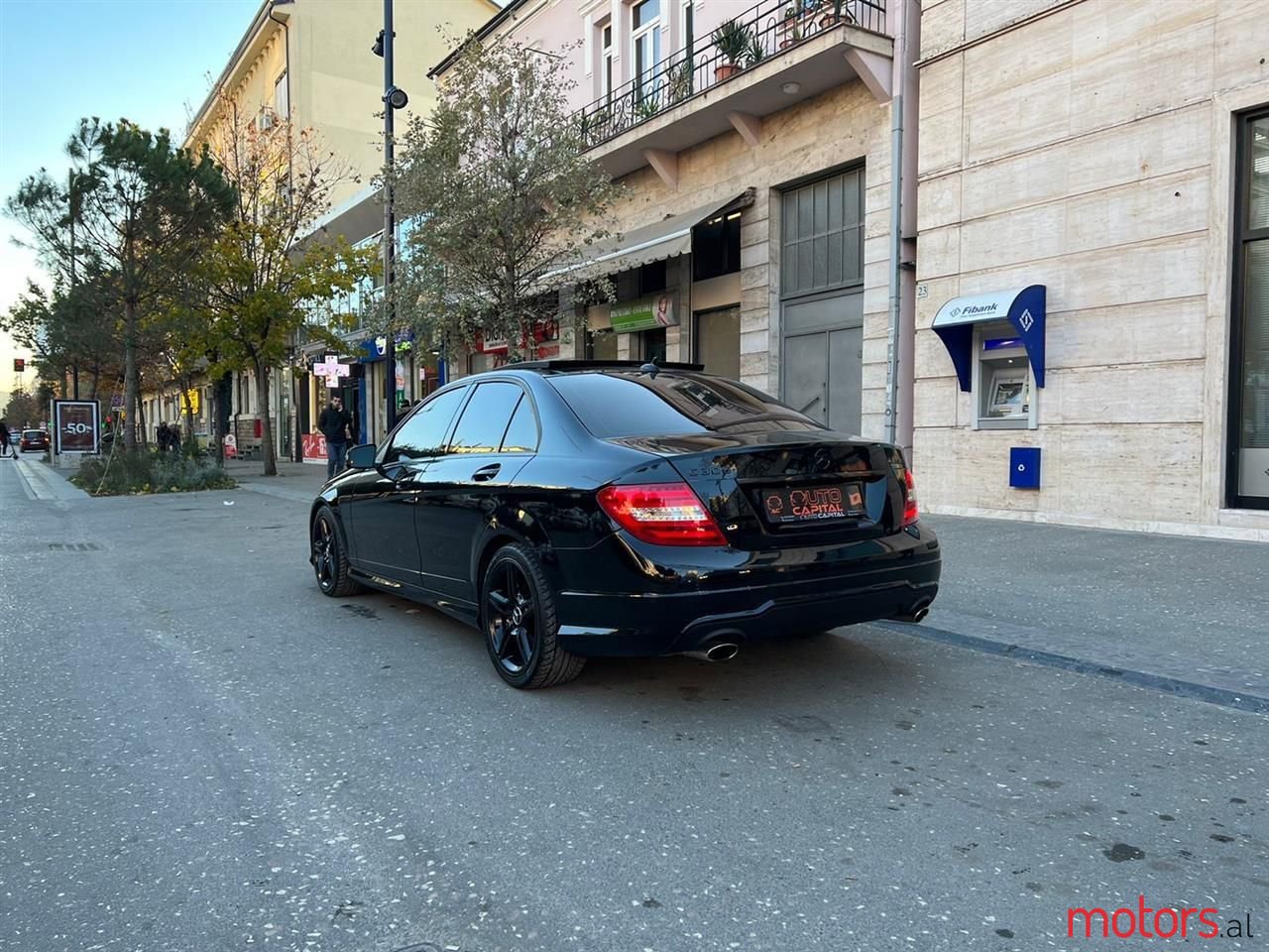 2012' Mercedes-Benz C 300 photo #5