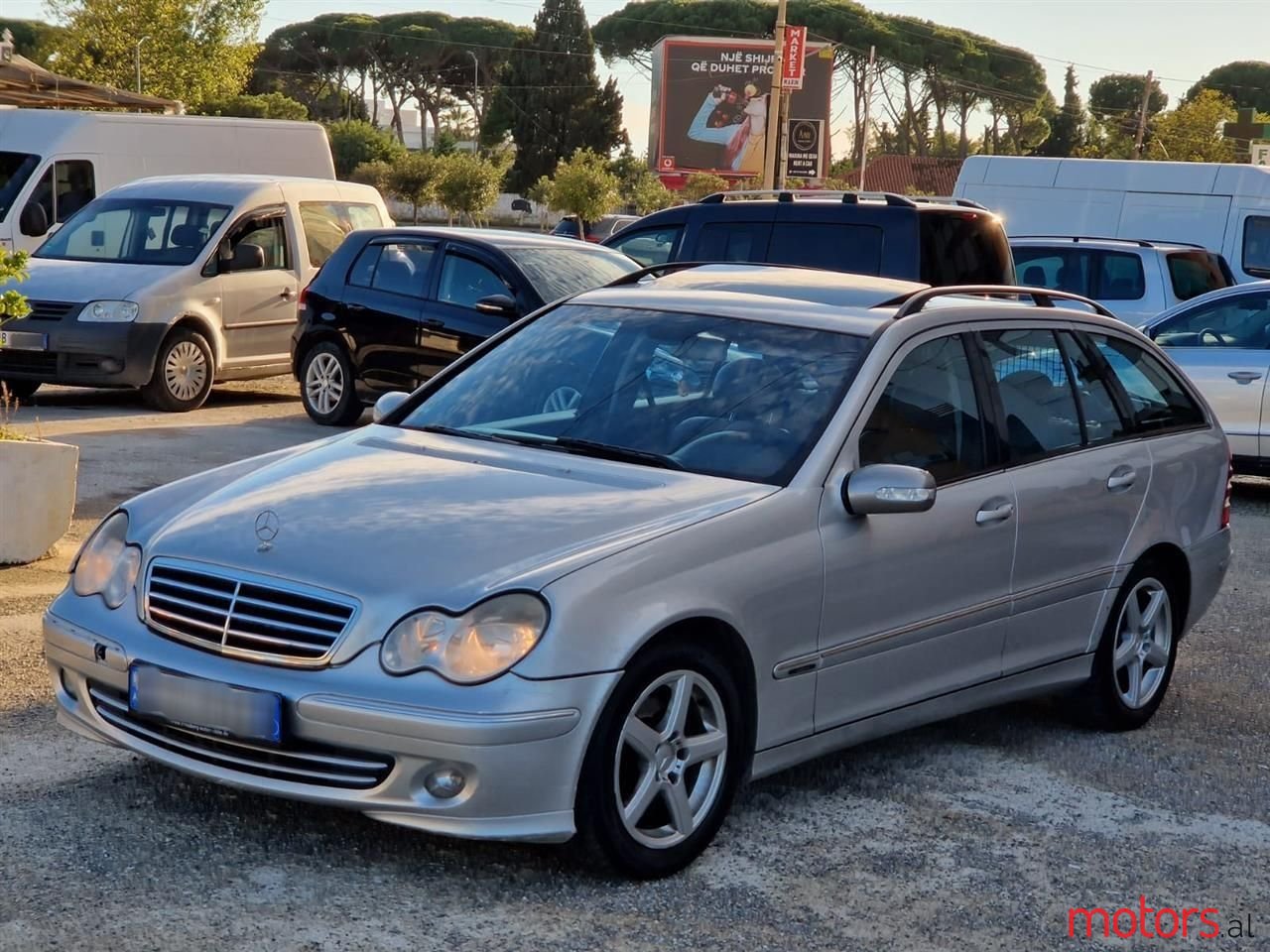 2004' Mercedes-Benz C 220 photo #1