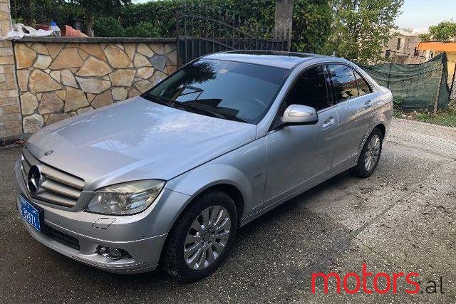2008' Mercedes-Benz C-Class photo #1