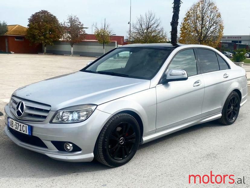 2010' Mercedes-Benz C 300 photo #1