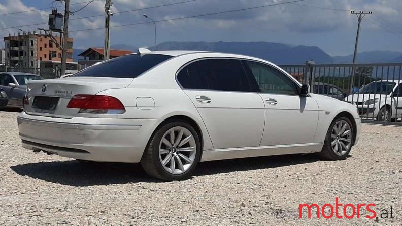 2007' BMW 750 photo #4
