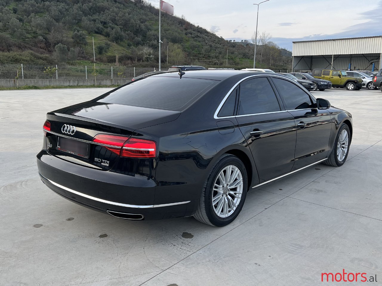 2014' Audi A8 photo #3