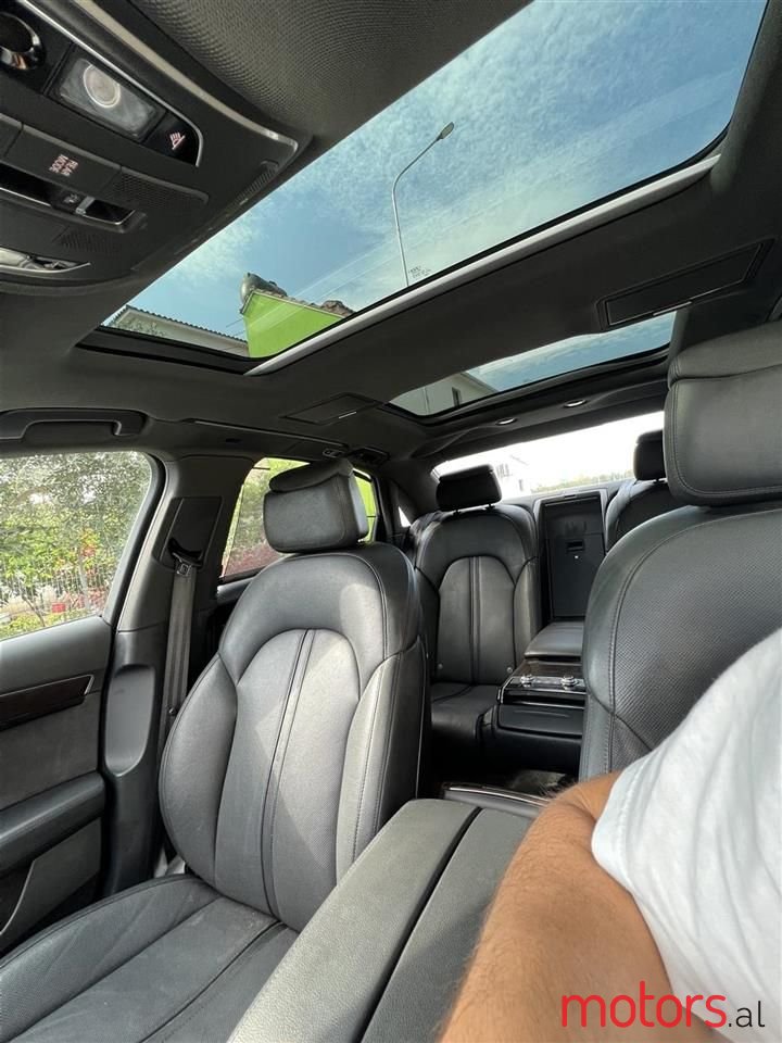 2014' Audi A8 photo #6