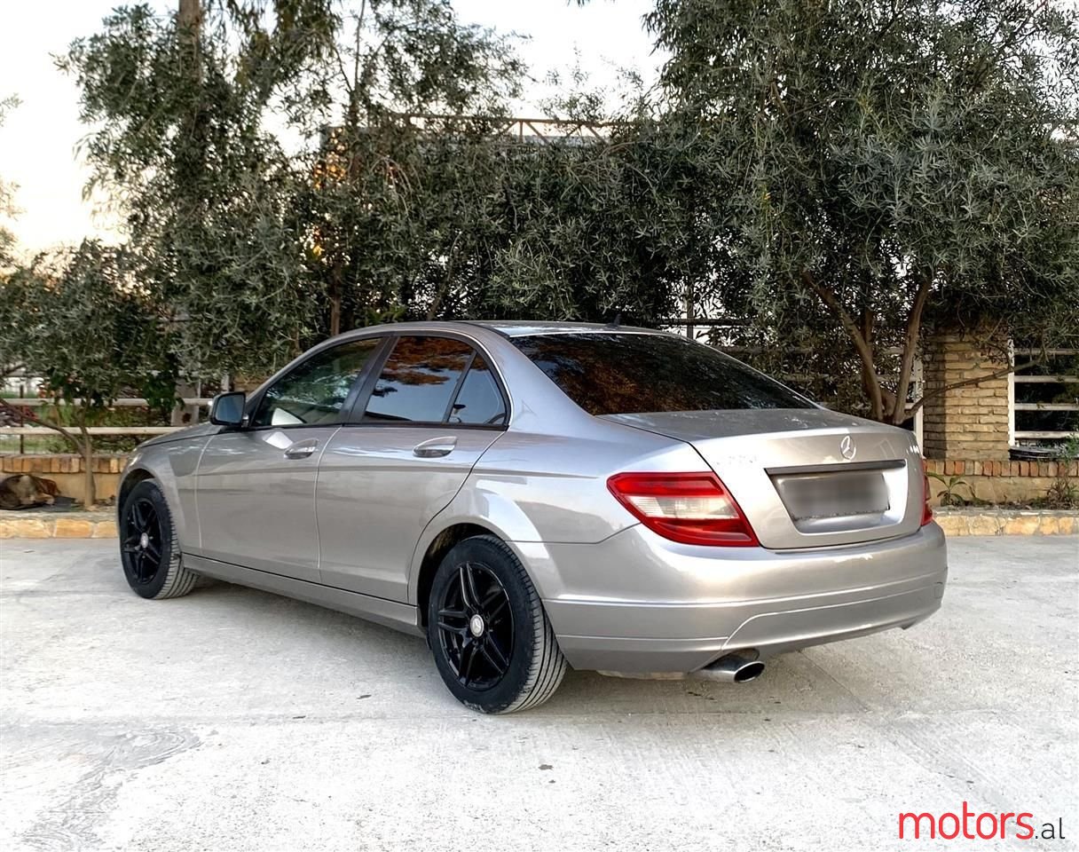 2008' Mercedes-Benz C 220 photo #3