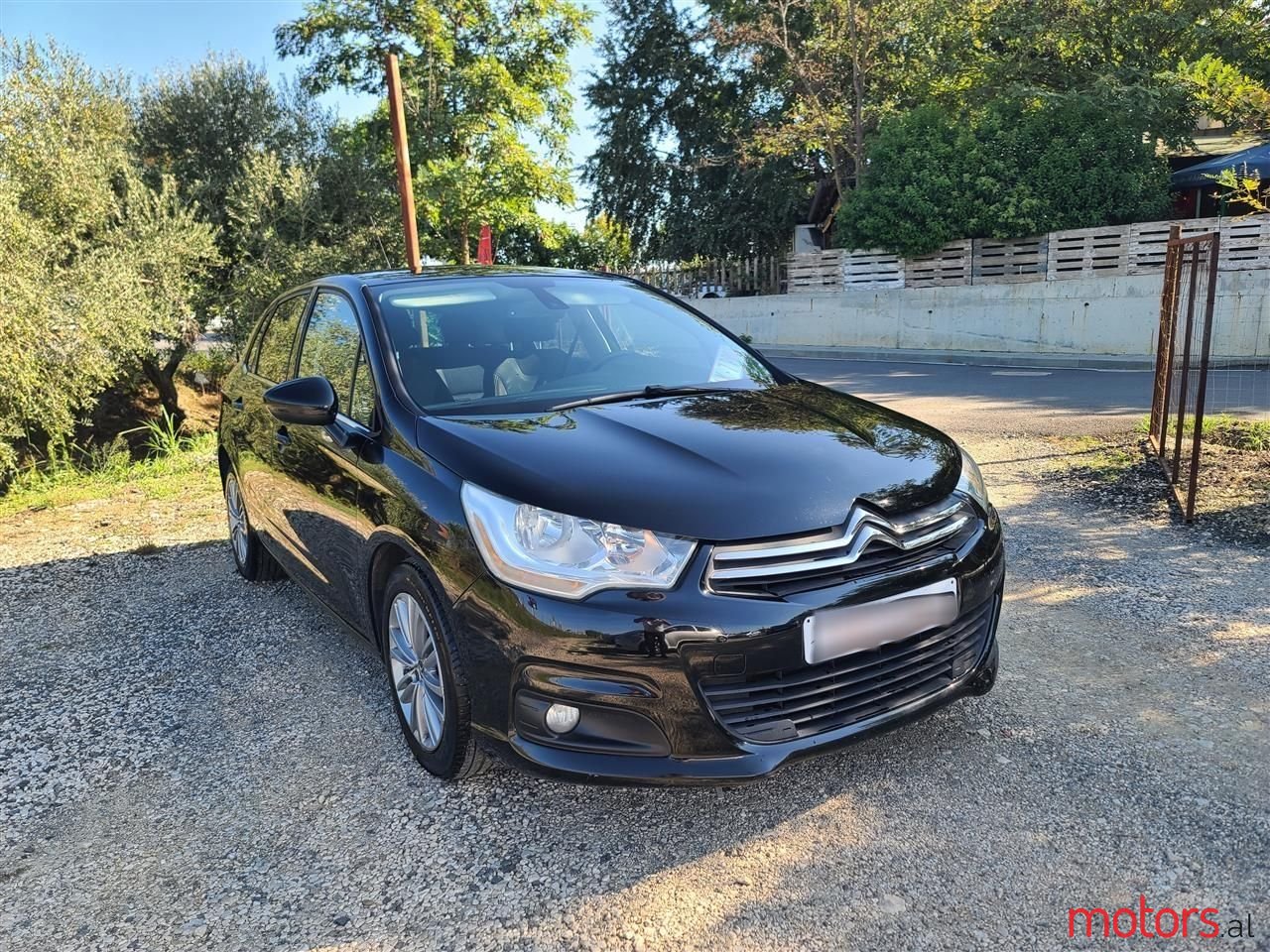 2014' Citroen C4 photo #1