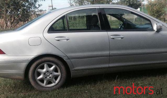 2003' Mercedes-Benz C-Class photo #1