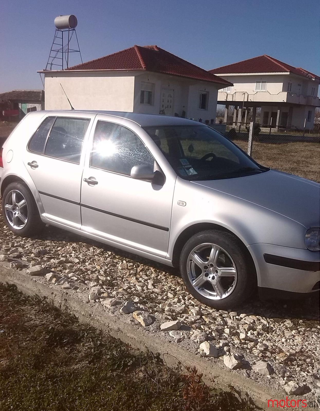 2000' Volkswagen Golf photo #1