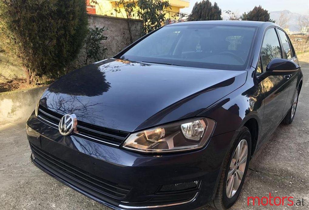 2013' Volkswagen Golf photo #1