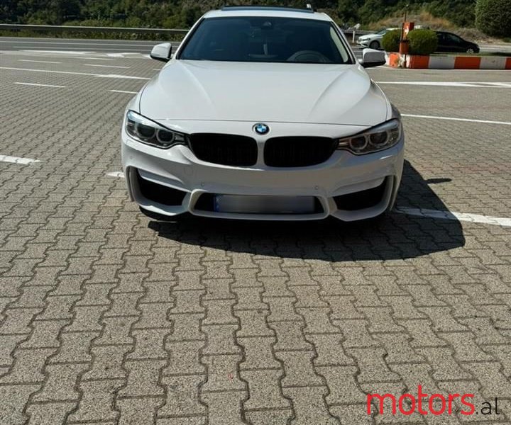 2015' BMW 420 photo #1