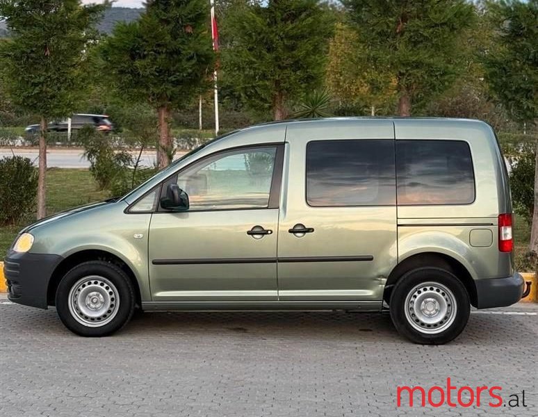 2007' Volkswagen Caddy photo #5