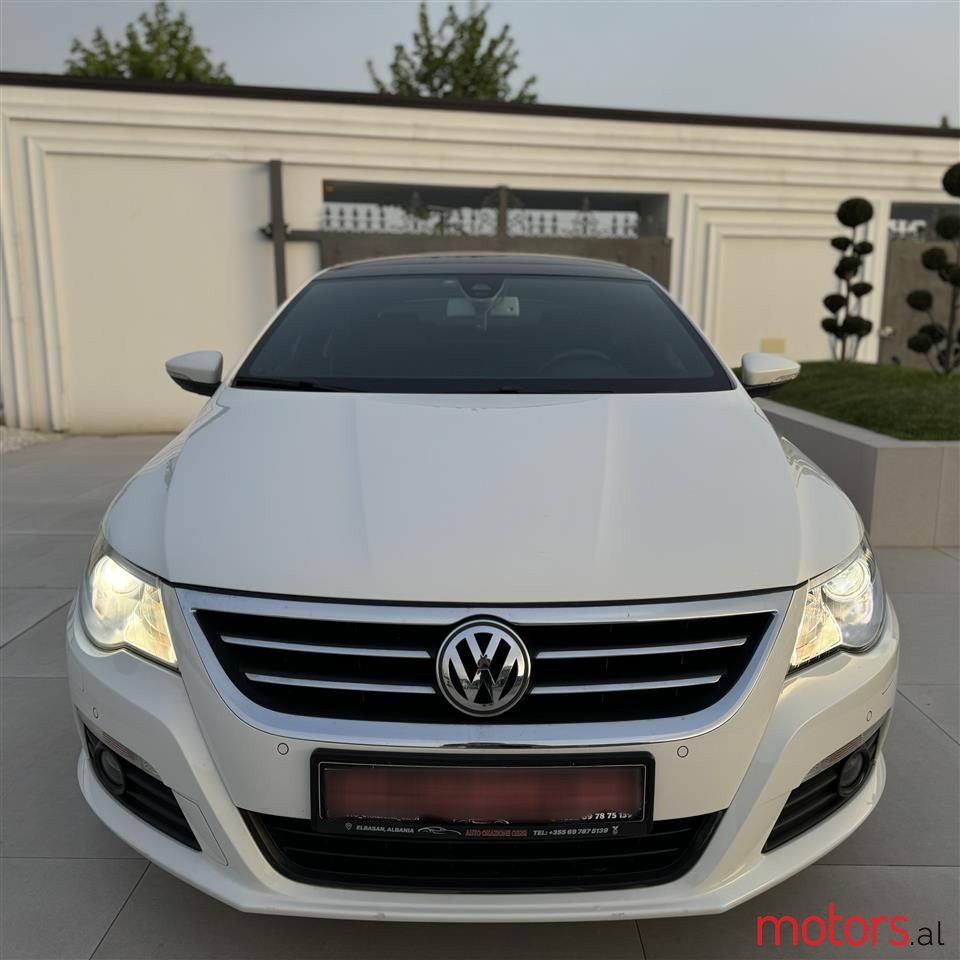 2010' Volkswagen photo #4