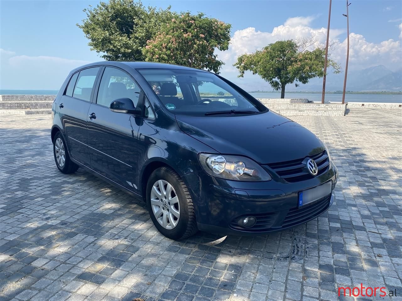 2007' Volkswagen Golf Plus photo #3