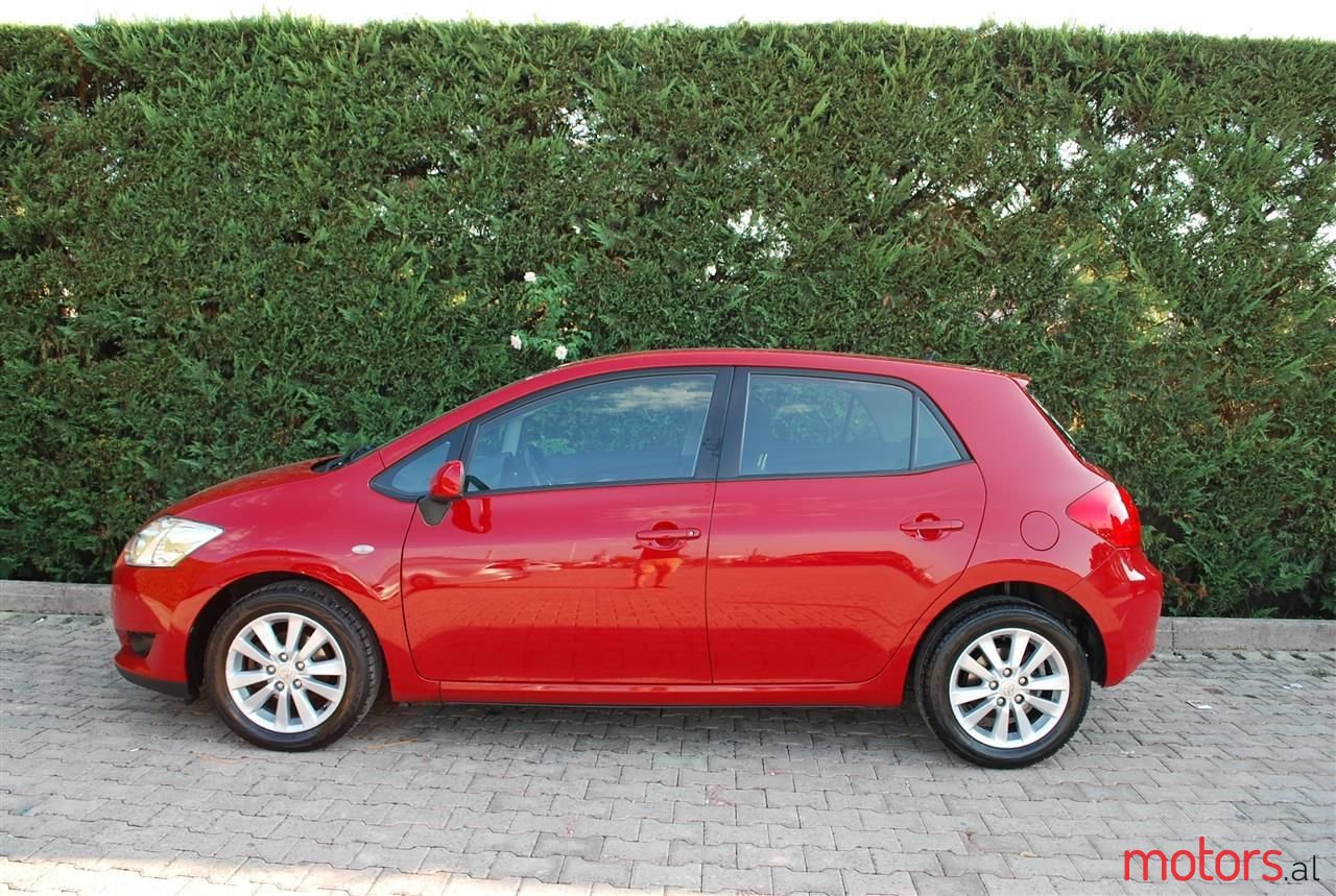 2007' Toyota Auris photo #6