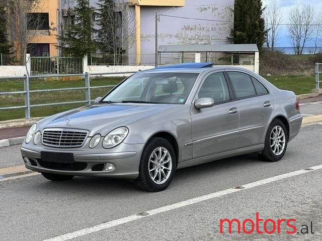 2004' Mercedes-Benz E 240 photo #1