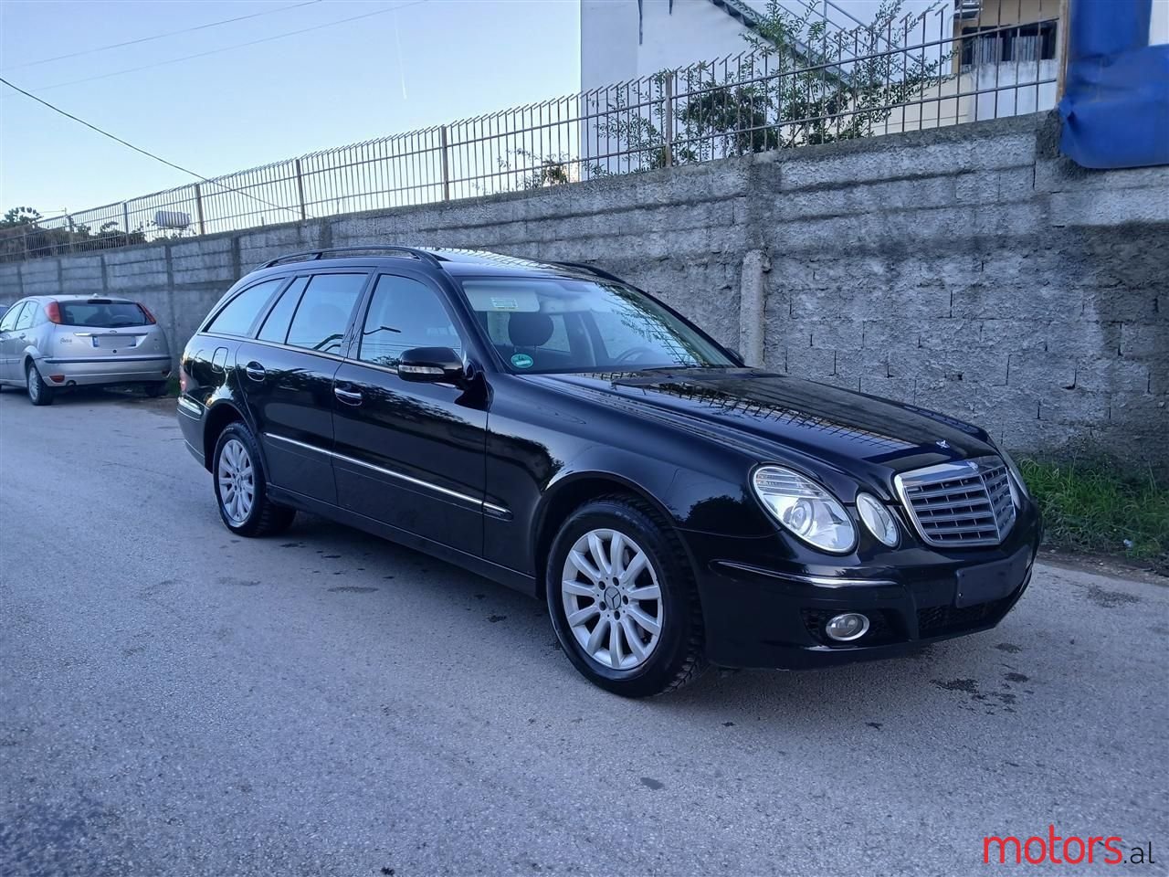 2006' Mercedes-Benz E 220 photo #1