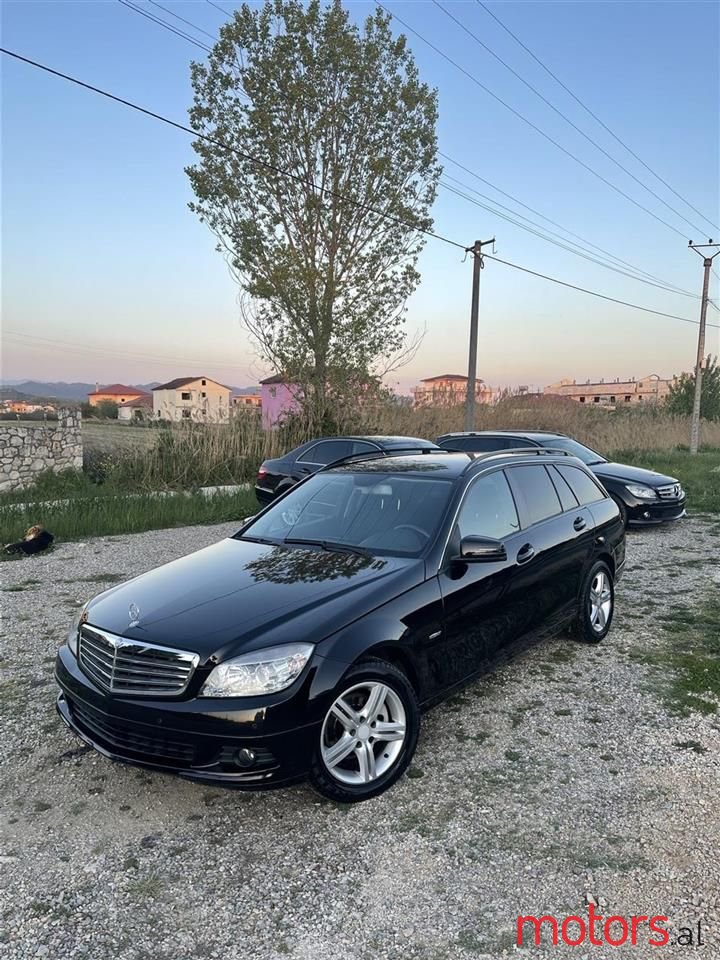 2009' Mercedes-Benz C 220 photo #3