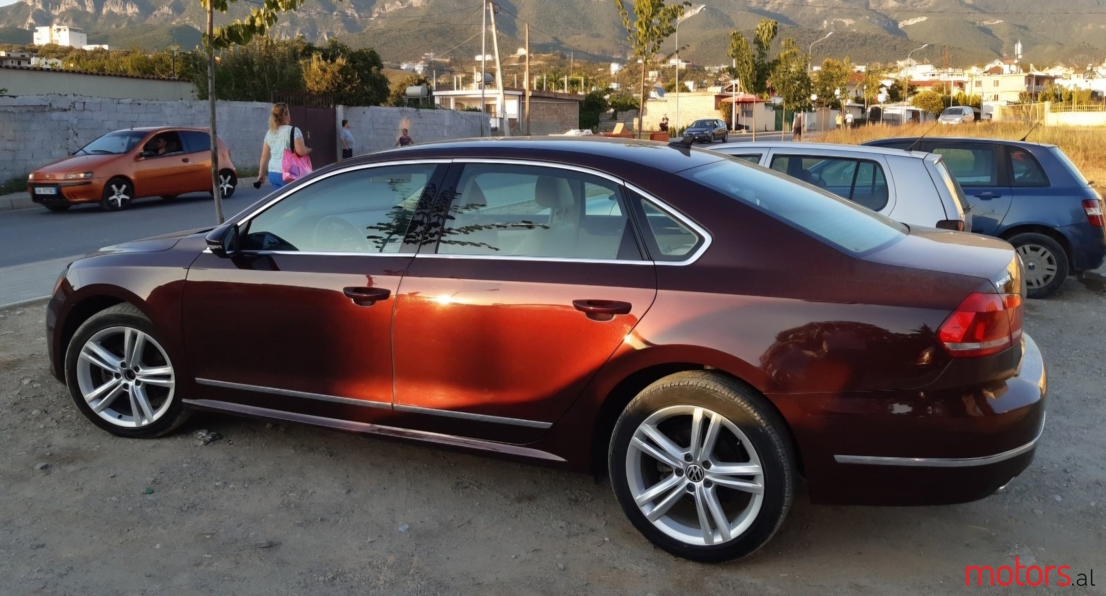 2012' Volkswagen Passat photo #1