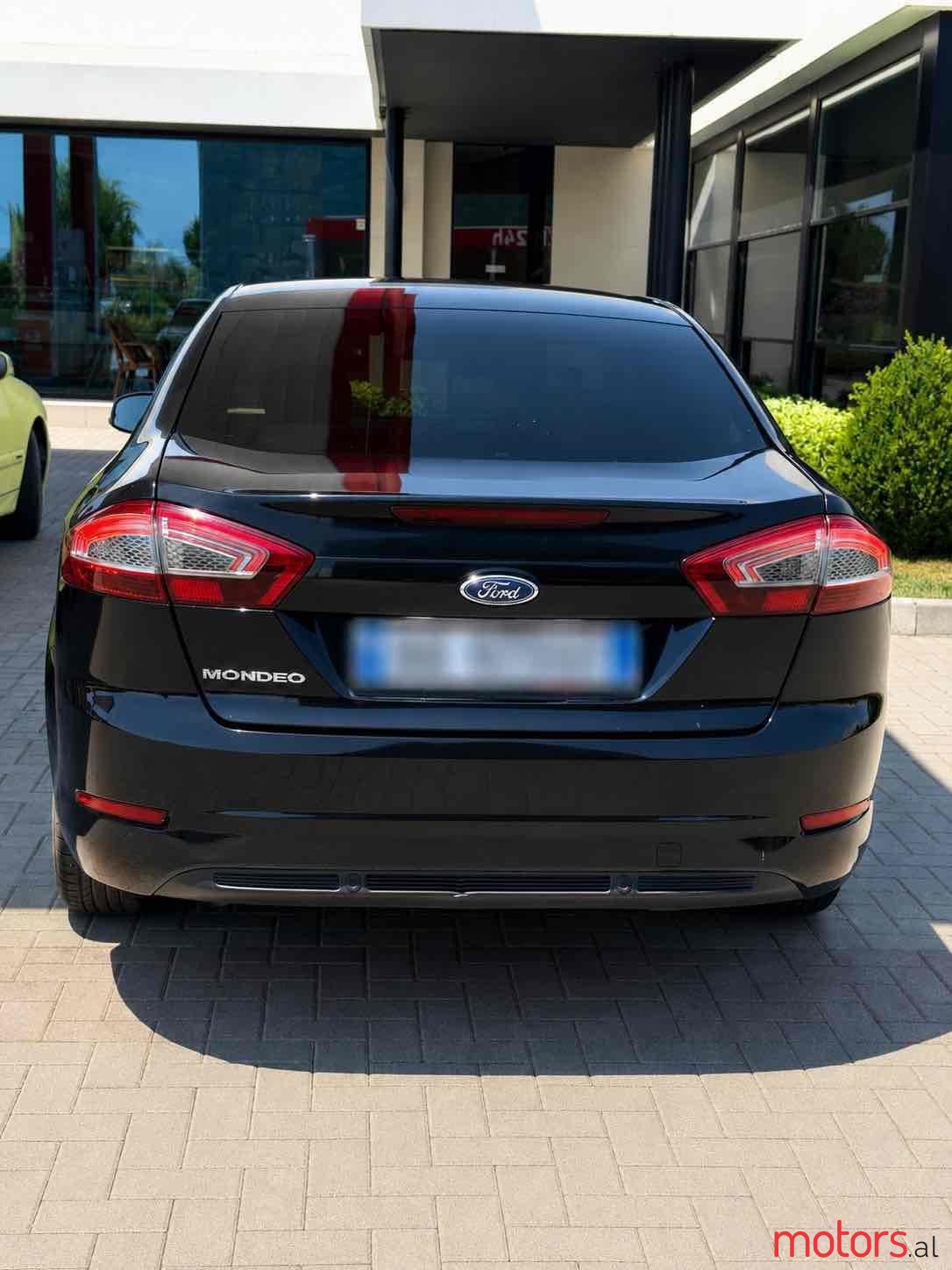 2013' Ford Mondeo photo #5