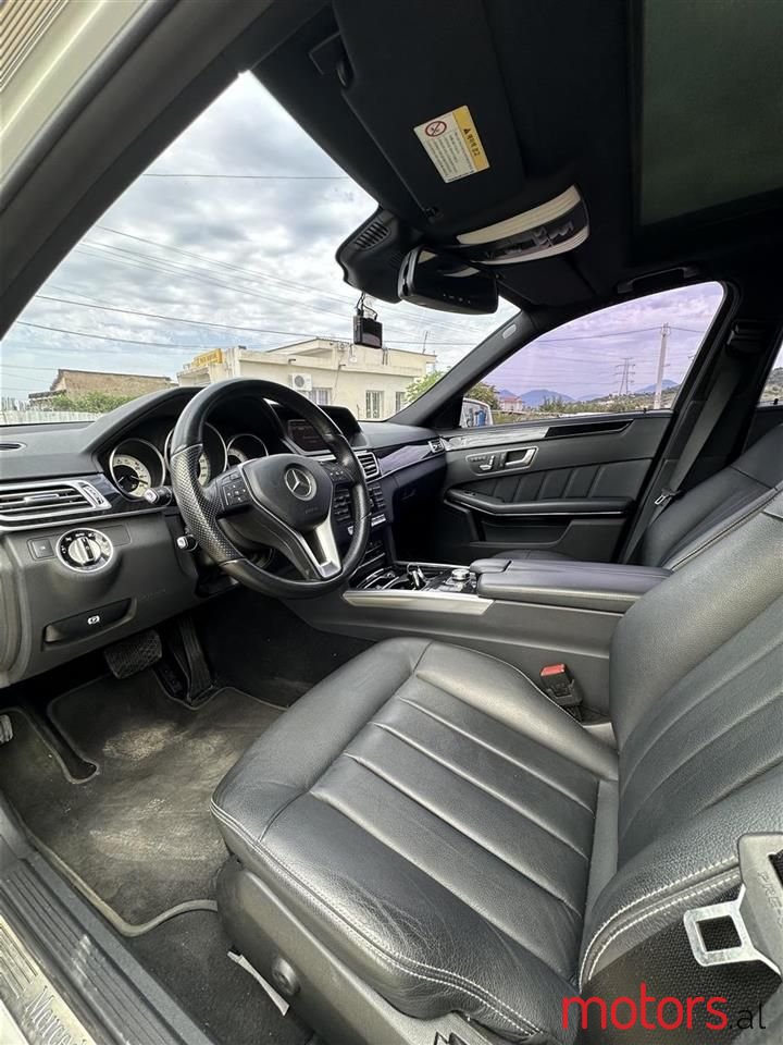 2014' Mercedes-Benz E 250 photo #2