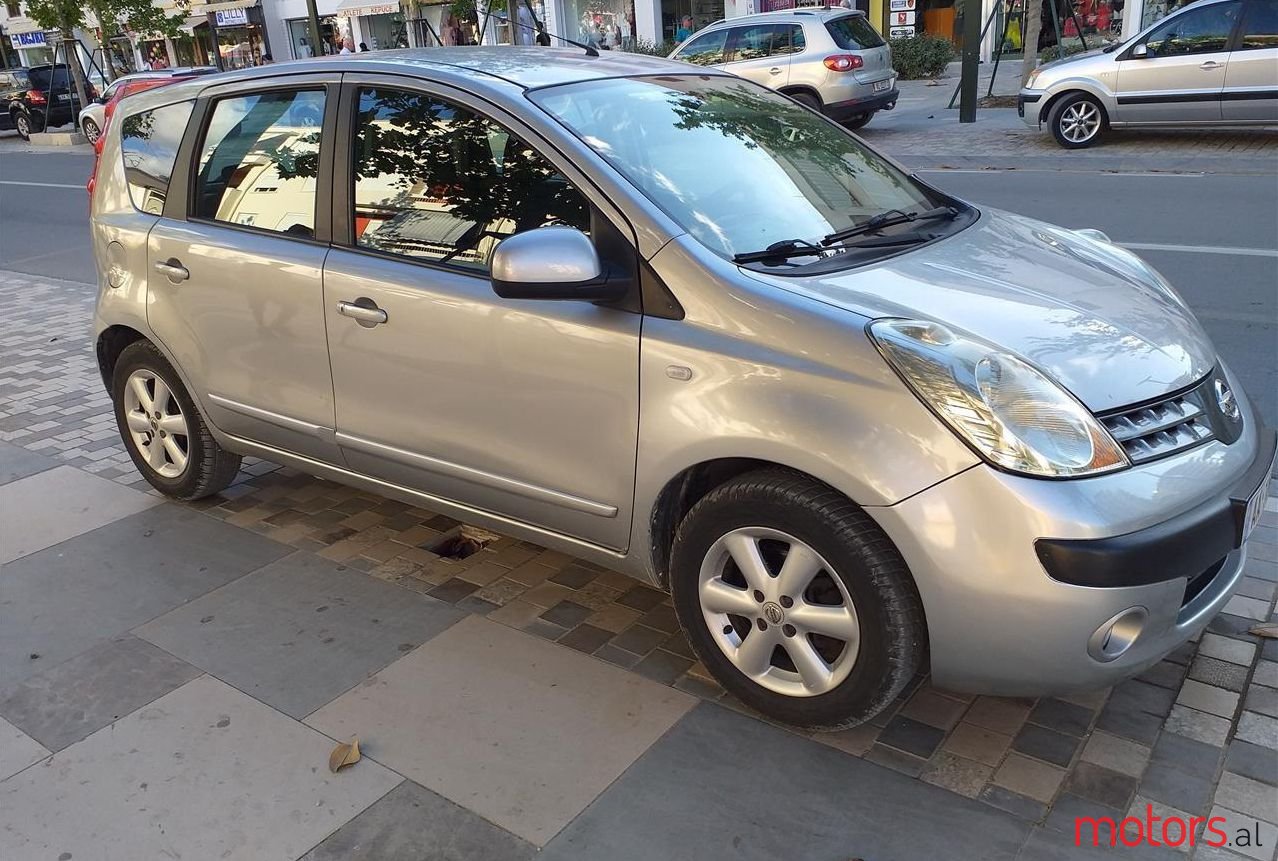 2006' Nissan Note photo #1