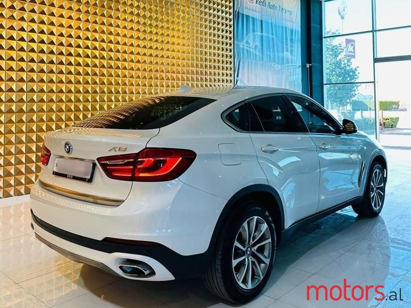 2019' BMW X6 photo #2