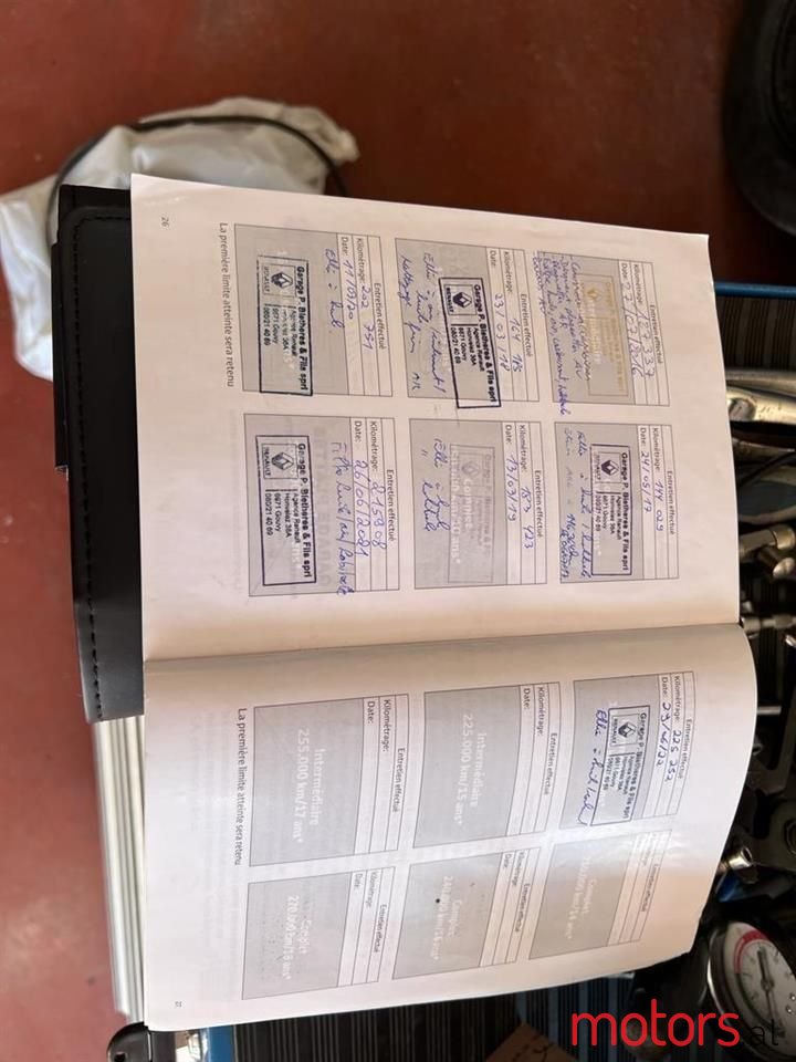 2008' Toyota Auris photo #4