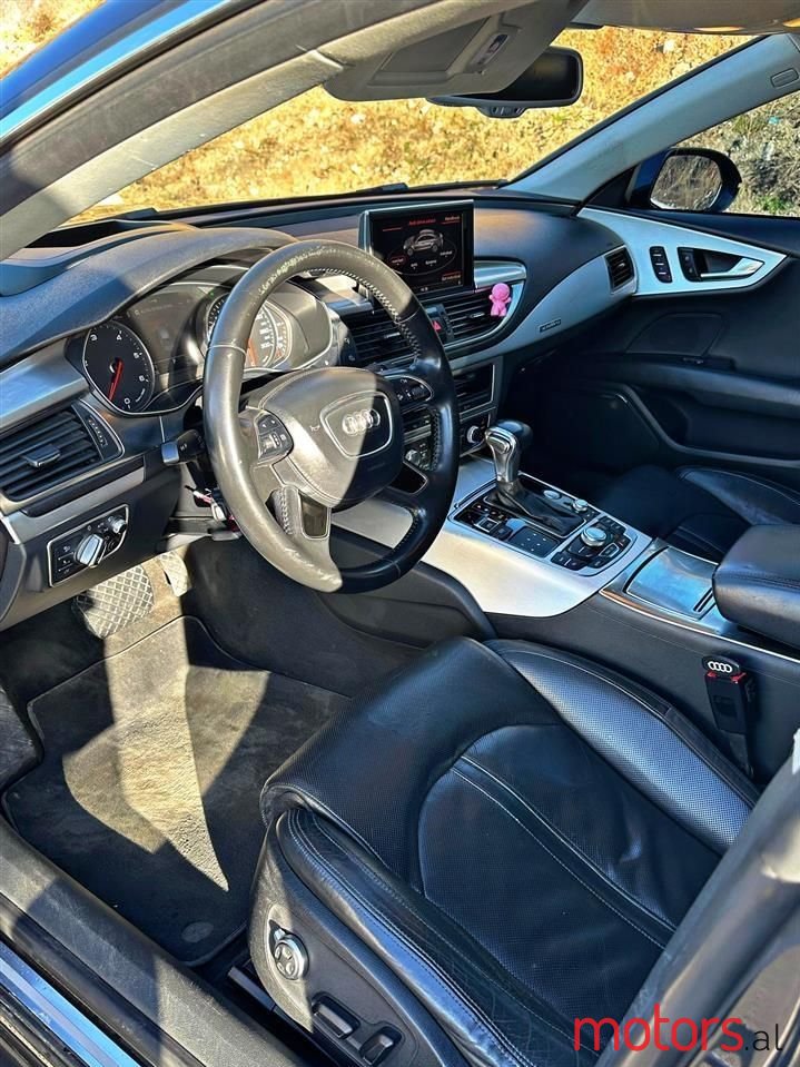 2013' Audi A7 photo #2