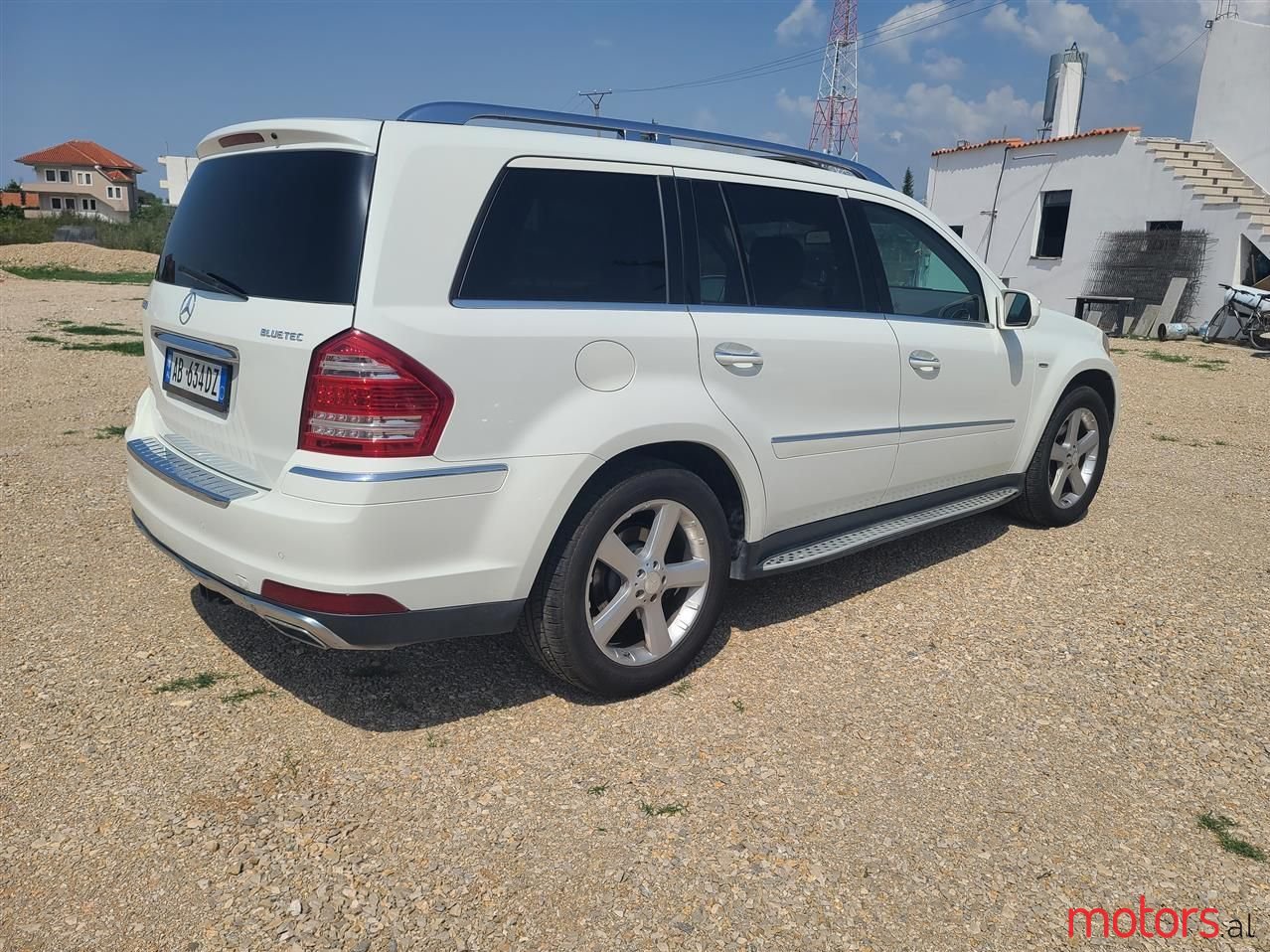 2010' Mercedes-Benz GL 350 photo #2