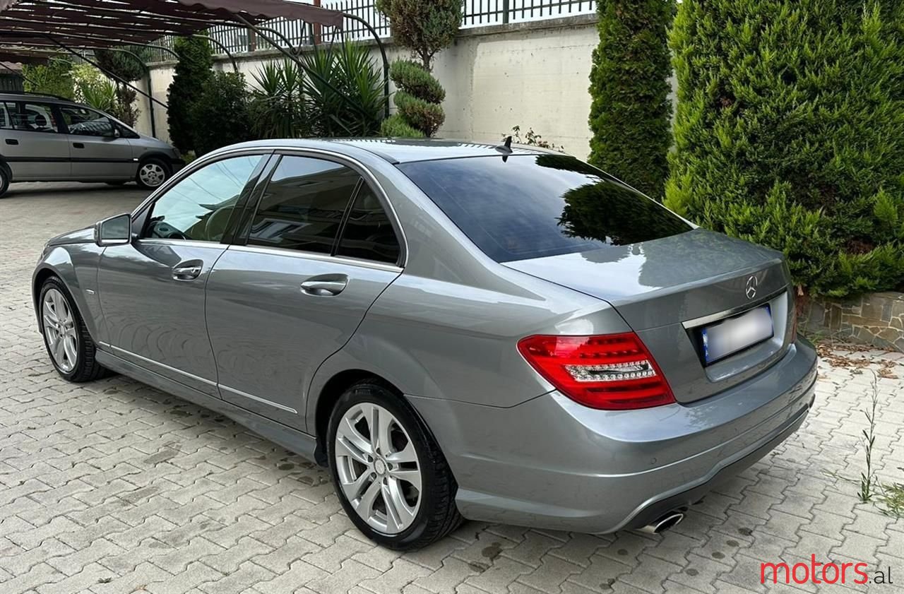2012' Mercedes-Benz C 220 photo #2
