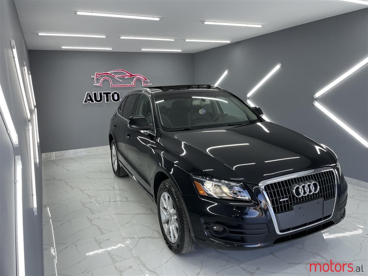 2012' Audi Q5 photo #1
