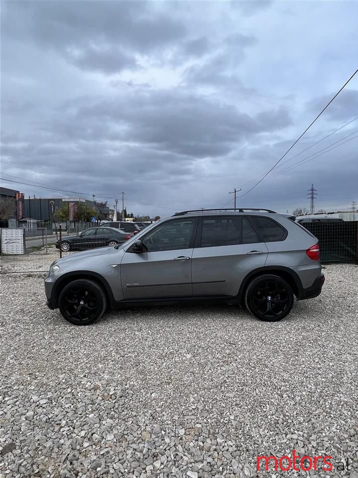 2010' BMW X5 photo #6