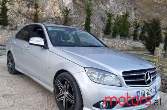 2008' Mercedes-Benz C 320 photo #1