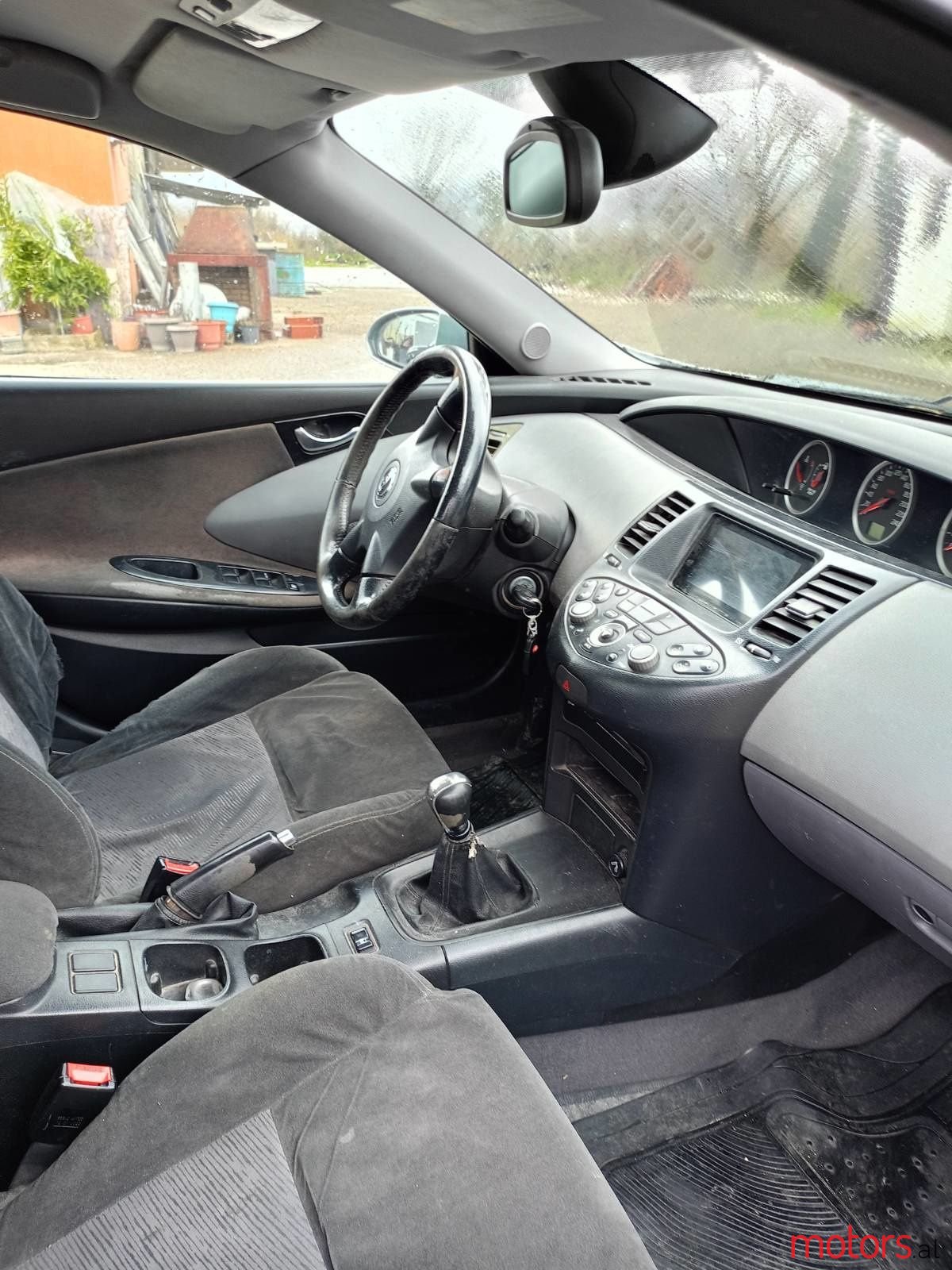 2002' Nissan Primera photo #5