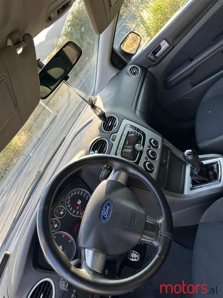 2007' Ford Focus photo #4